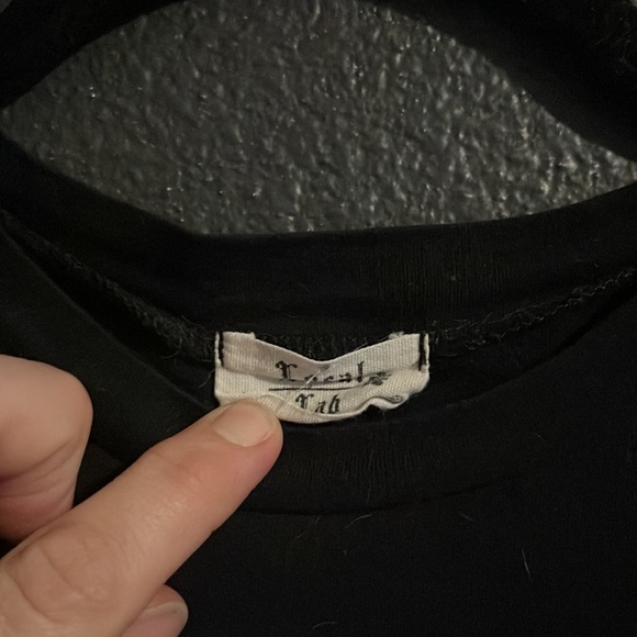 Pineapple Shirt! - Picture 4 of 5